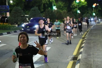 Runner Photo 4245909