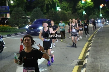 Runner Photo 4245915