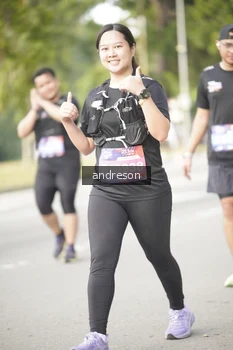 Runner Photo 4245920