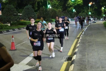 Runner Photo 4245935