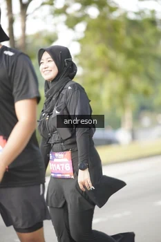 Runner Photo 4245948