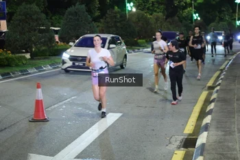 Runner Photo 4245961