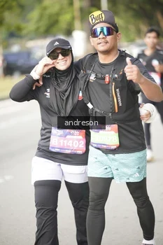 Runner Photo 4245967