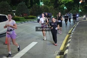 Runner Photo 4245968
