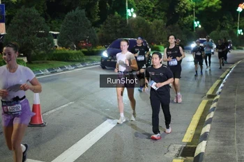 Runner Photo 4245970