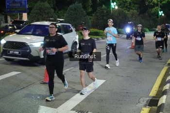 Runner Photo 4245996