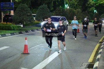 Runner Photo 4245999