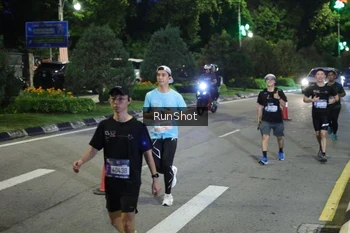 Runner Photo 4246004