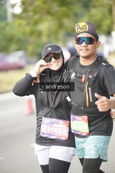 Runner Photo 4246012