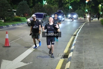 Runner Photo 4246020