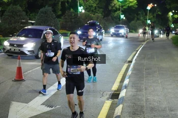 Runner Photo 4246028