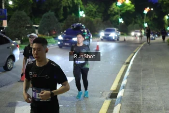 Runner Photo 4246031