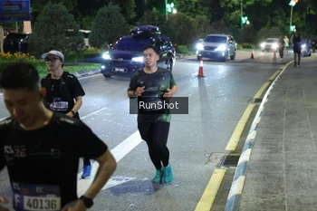 Runner Photo 4246033