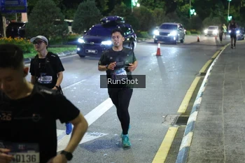 Runner Photo 4246034