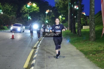 Runner Photo 4246129