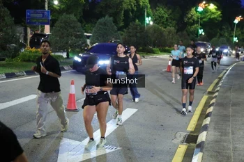 Runner Photo 4246153