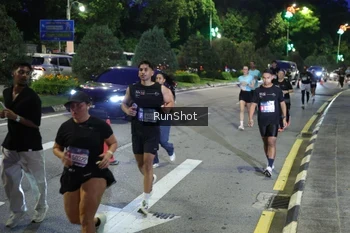 Runner Photo 4246159