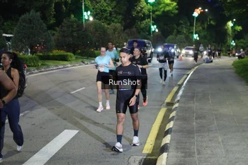 Runner Photo 4246161
