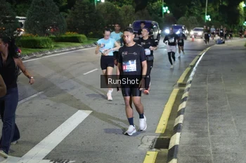 Runner Photo 4246163
