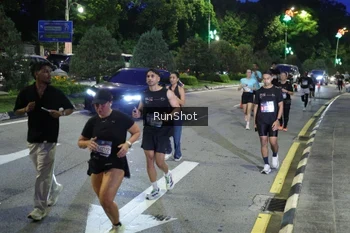 Runner Photo 4246171
