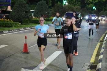 Runner Photo 4246174