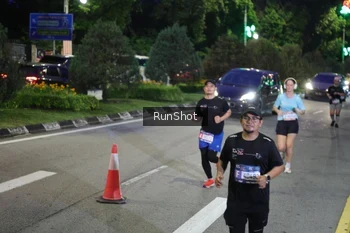 Runner Photo 4246215