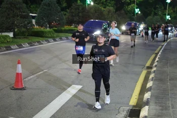 Runner Photo 4246217
