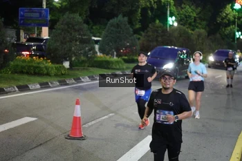 Runner Photo 4246219