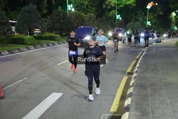 Runner Photo 4246222