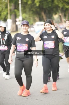 Runner Photo 4246225