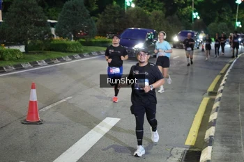 Runner Photo 4246226