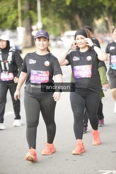 Runner Photo 4246233