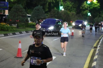 Runner Photo 4246234
