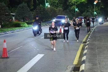 Runner Photo 4246242