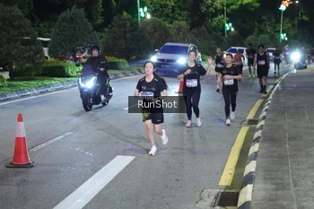 Runner Photo 4246244