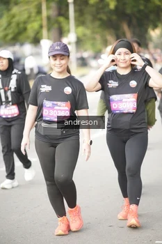 Runner Photo 4246247