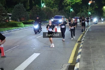Runner Photo 4246257