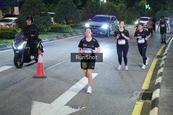Runner Photo 4246258