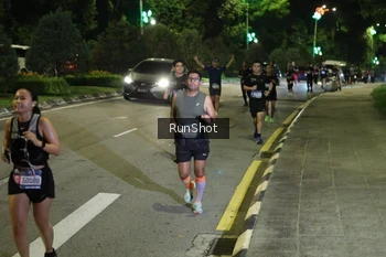 Runner Photo 4246260