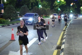 Runner Photo 4246261