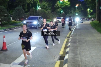 Runner Photo 4246264
