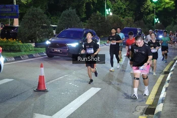 Runner Photo 4246361