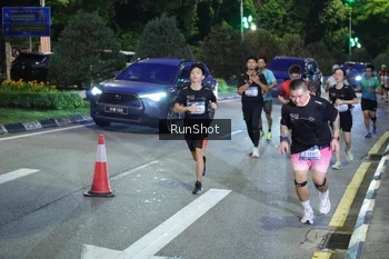 Runner Photo 4246382