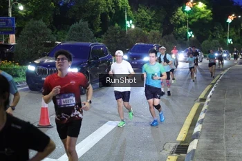 Runner Photo 4246386