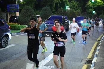 Runner Photo 4246389