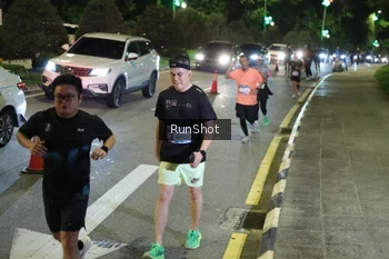 Runner Photo 4246424