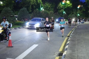 Runner Photo 4246425