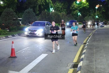 Runner Photo 4246427