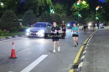 Runner Photo 4246429