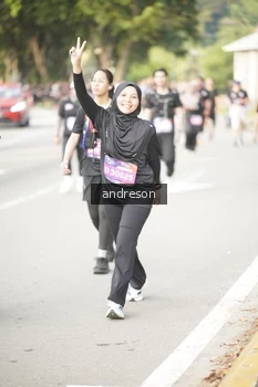 Runner Photo 4246478